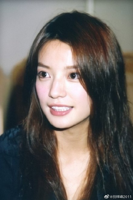 中國藝人趙薇先前才傳出被官方列為「劣跡藝人」遭封殺。 圖：翻攝自微博