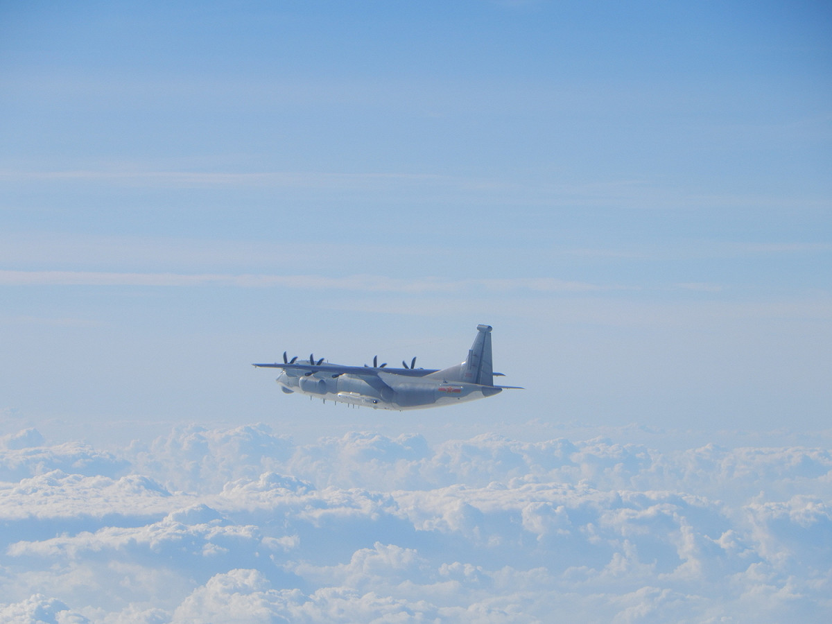 解放軍運9通信對抗機(同型機)。 圖：國防部提供