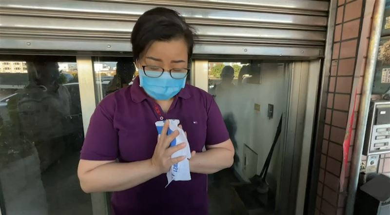 陳勁豪母親出面道歉。 圖:翻攝畫面