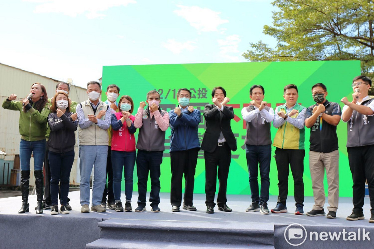 「四個不同意，台灣更有力」多場公投說明會在台南盛大舉行，包括台南出身的副總統賴清德、台南市長黃偉哲、多位在地立委和前立委3Q陳柏惟等政壇大咖雲集。 圖：黃博郎／攝