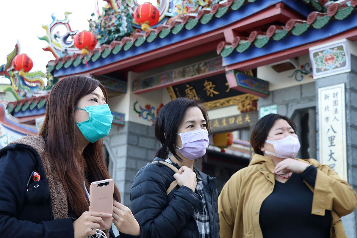 到大眾廟認識先民移墾歷史。 圖：十三行博物館提供
