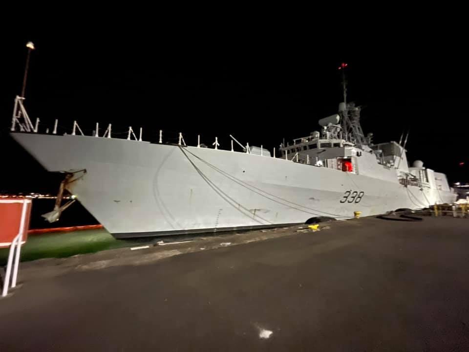 加拿大「哈利法克斯級」巡防艦「溫尼伯號(FFH-338)」。 圖：翻攝HMCS Winnipeg / NCSM Winnipeg臉書
