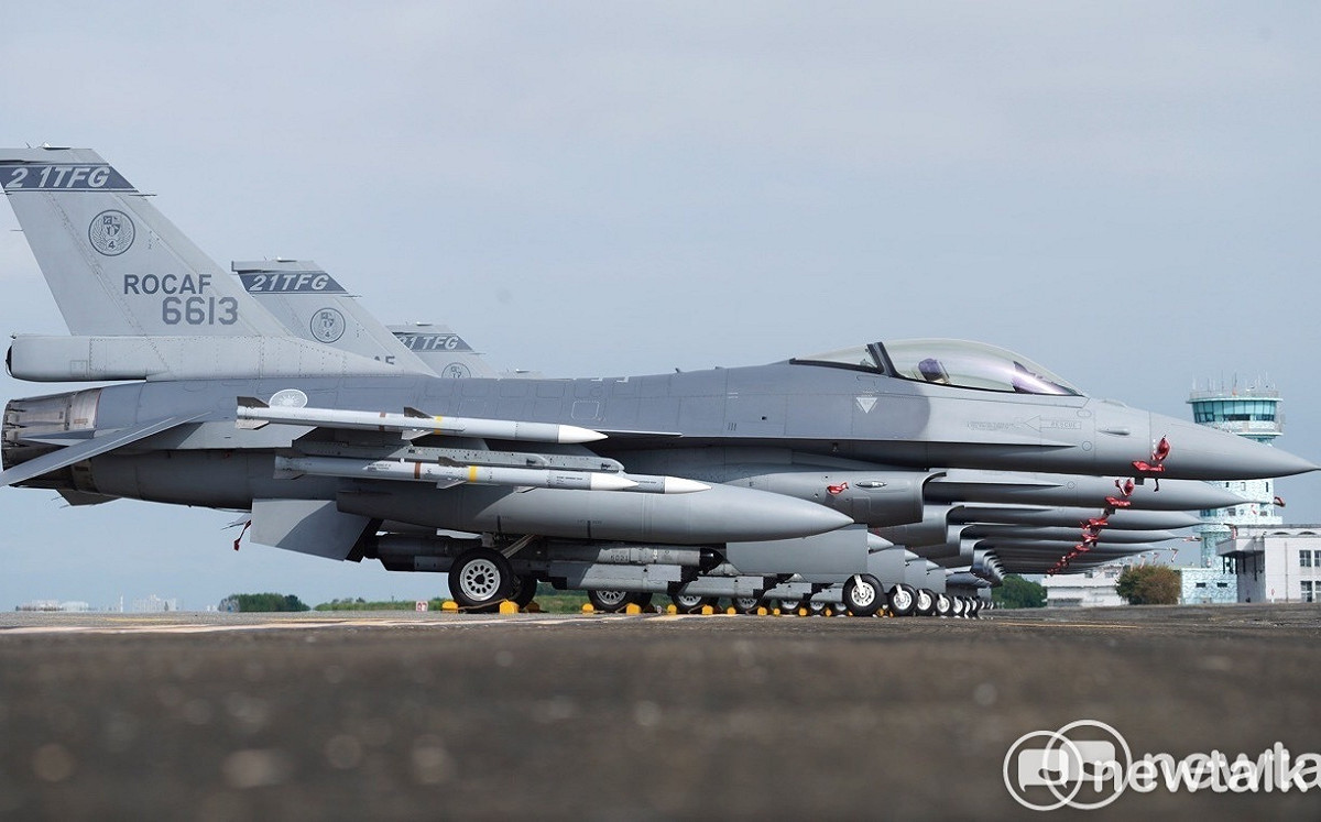 昨天花蓮今天嘉義？傳 F-16 「異常」急轉降馬公 空軍這麼說…