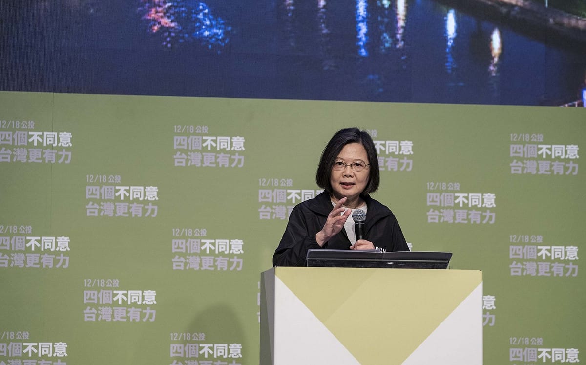 ｢挺英媽媽｣坦言保護孩子變難 黃暐瀚向蔡英文喊話：您讓人民痛苦了