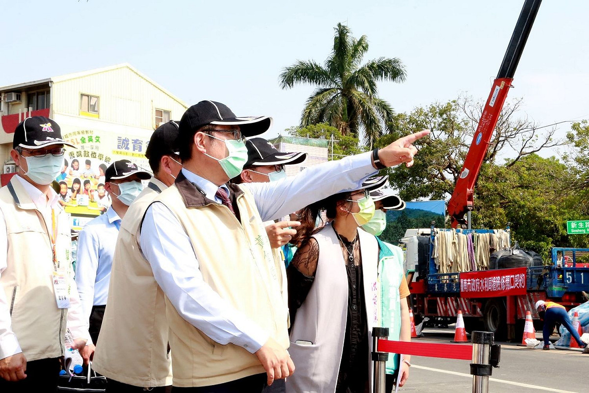 臺南市政府110年全民防衛動員暨災害防救（民安7號）演習，由台南市長黃偉哲擔任指揮官率領市府團隊參演。 圖：台南市政府提供
