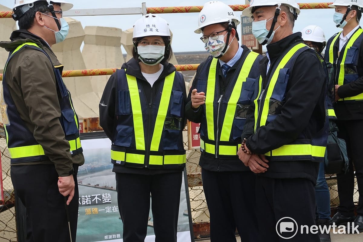 總統蔡英文視察三接工程 圖：林朝億/攝