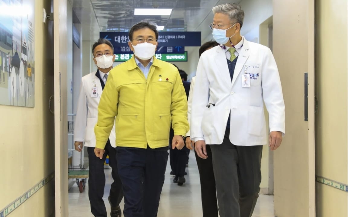 與病毒共存破功？南韓首都圈新冠肺炎重症病床使用率飆升至83.9%