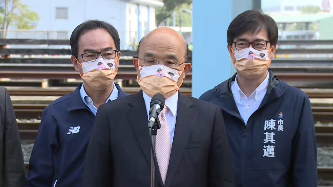 行政院長蘇貞昌今（26）天下午出席「高鐵電車線維修工程車啟用典禮」前受訪。 圖：擷自直播畫面