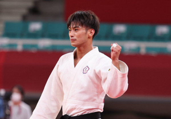 楊勇緯26日在阿布達比大滿貫賽男子60公斤級決賽，奪下生涯在大滿貫賽的首面金牌。 圖：體育署提供