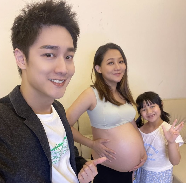 網紅「那對夫妻」Kim、Nico與女兒妮妮。 圖：翻攝IG/那對夫妻。