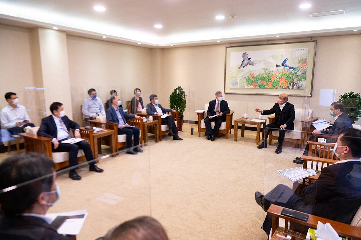 行政院長蘇貞昌主持擴大防疫會議 圖：行政院提供