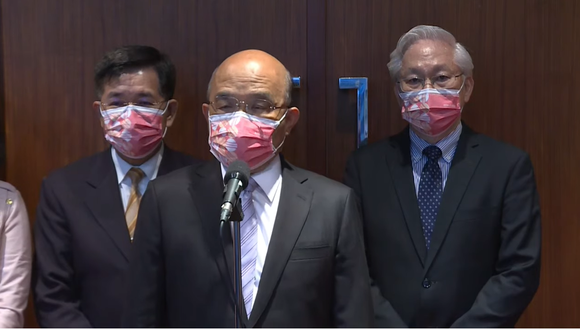 蘇揆今（30）日上午出席「台灣運動x科技產業策略會議」開幕式前受訪。 圖：擷自直播畫面