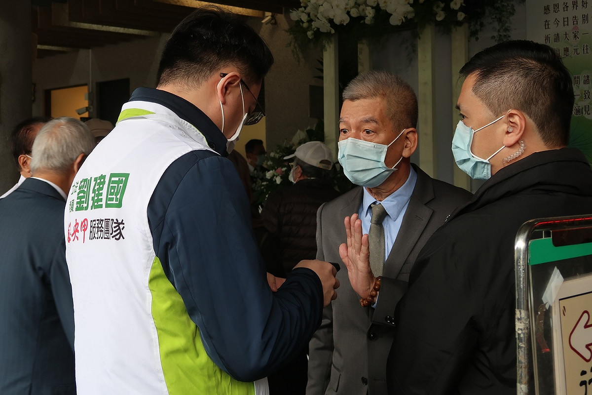 駐泰代表李應元胞弟李宗明拜託劉建國辦公室主任吳宗展，「請委員不要來」。 圖：林朝億/攝