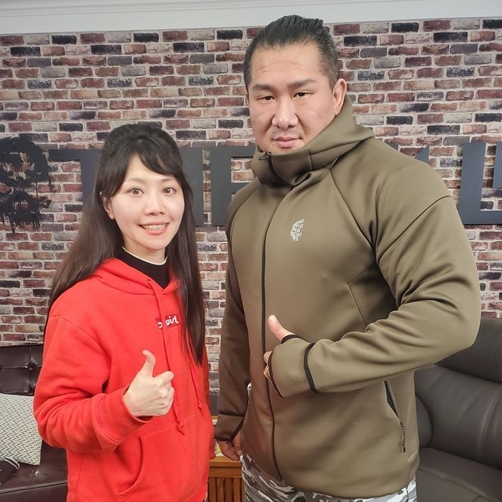 身為高嘉瑜的好友，網紅「館長」陳之漢也聲援，「大家一定挺妳」。 圖：飆捍臉書（資料照）