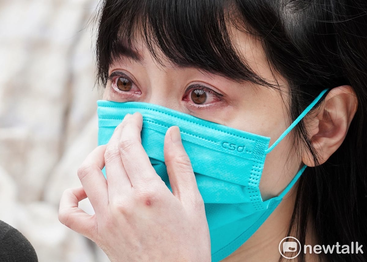 高嘉瑜在記者會中神情顯得落寞。 圖：張良一/攝
