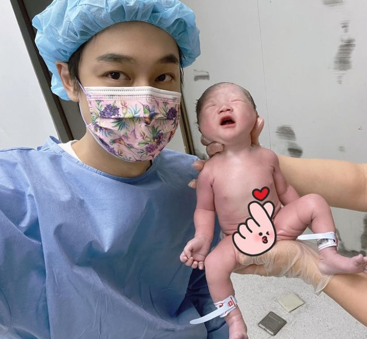 那對夫妻喜迎「二寶」。 圖：翻攝IG/那對夫妻。