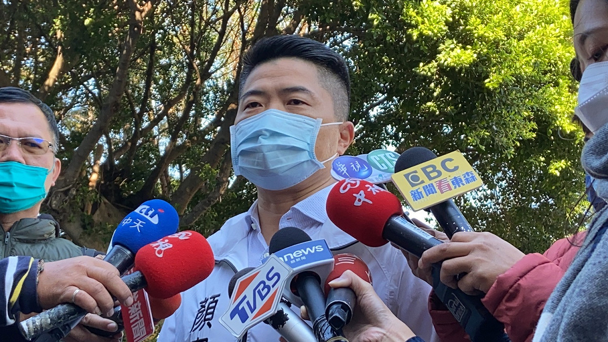 顏寬恒說，檢警的大陣仗是要誤導選民「炒米粉被抓到了」，但這並非事實。  顏寬恒競選總部/提供
