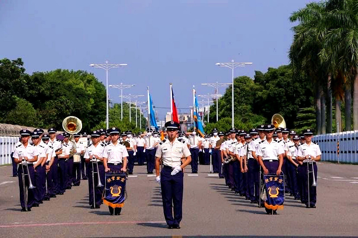 空官軍樂隊銅管軍樂演出。 圖：高雄市文化局提供