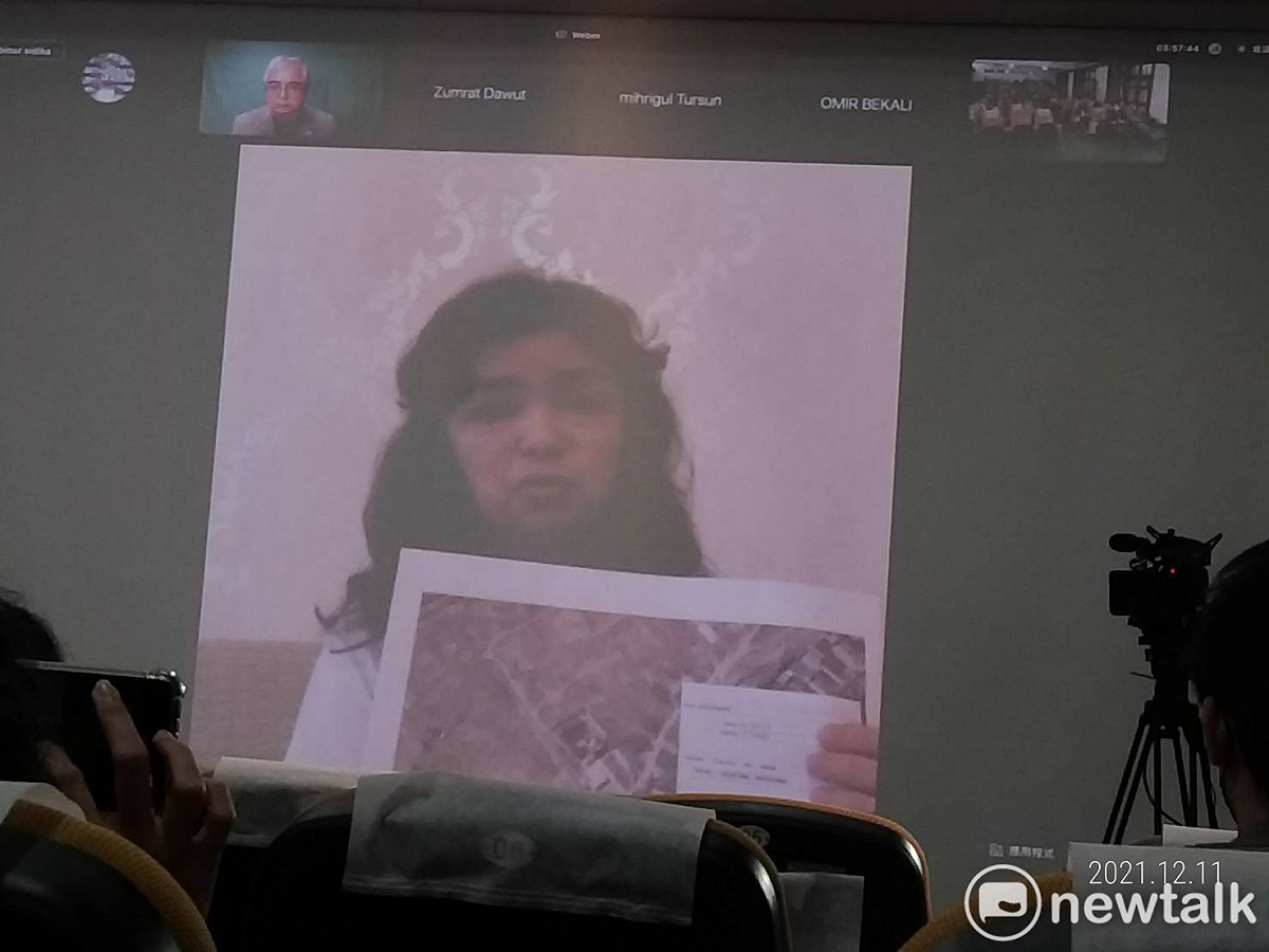 新疆再教育營漢語教師凱勒比努爾指控，無數的維吾爾人被中國監禁，甚至用電棒塞到他們的肛門、陰道，中共公然對他們進行種族滅絕。 圖：林冠妙