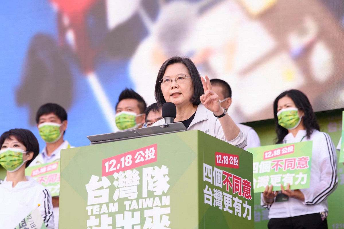 蔡英文表示，美豬公投沒過，台灣經濟回到被鎖在中國的困境。 圖：翻攝蔡英文臉書