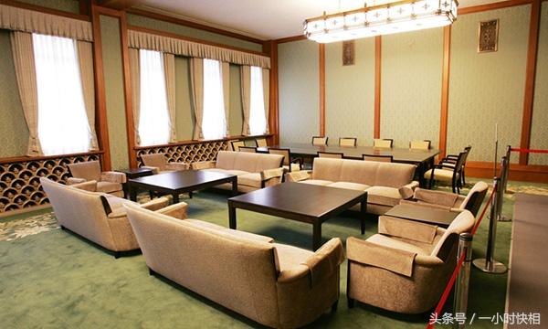 日本首相公邸內部陳設。 圖 : 翻攝自頭條號/ 一小時快相