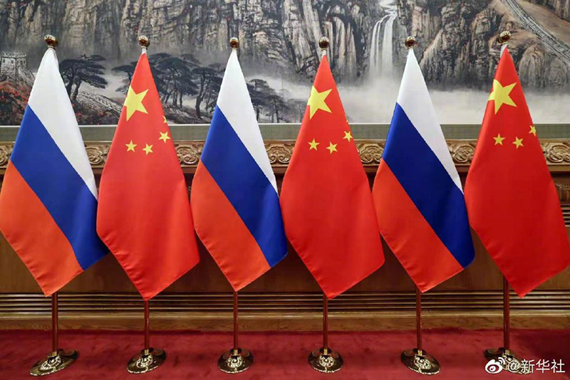 中國國家主席習近平與俄羅斯總統普丁(Vladimir Putin)15日展開今年第二次視訊對話。 圖：翻攝新華社