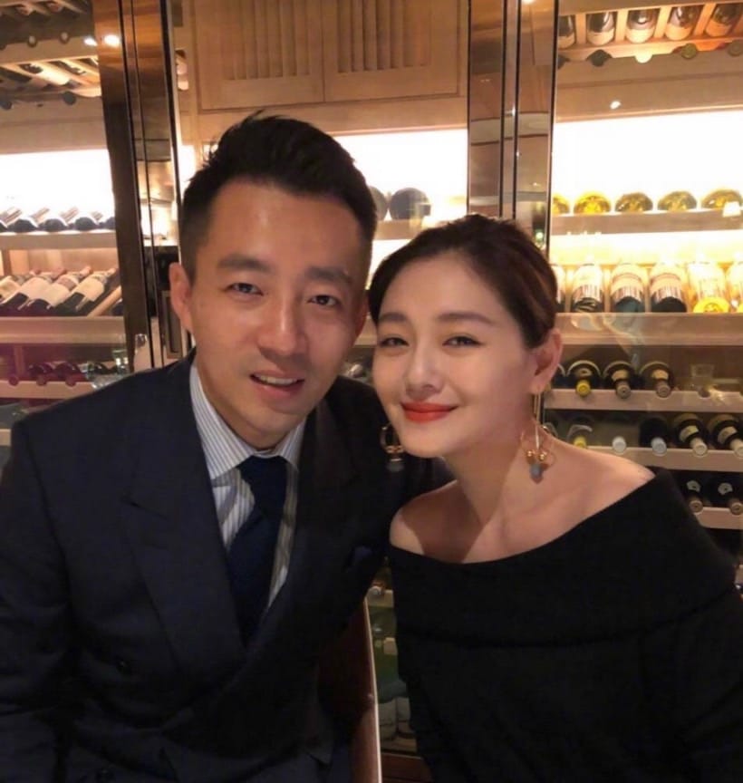 大S與汪小菲在上月22日共同發表離婚聲明「已決定和平解除婚姻關係」，未來將共同扶養孩子，正式結束10年婚姻。 圖：翻攝自微博