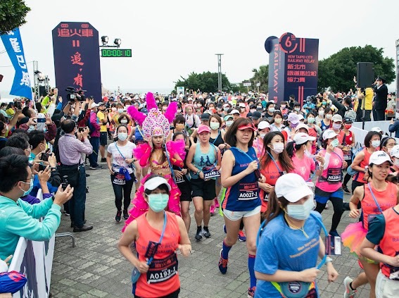 第一棒「女神棒」亮麗起跑。 圖：新北市觀旅局提供