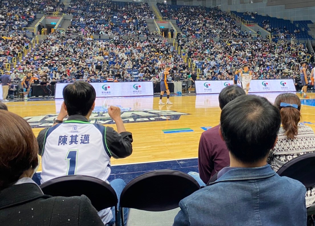 陳其邁認為公投結果代表民意支持目前台灣前進的方向。 圖：翻攝陳其邁臉書