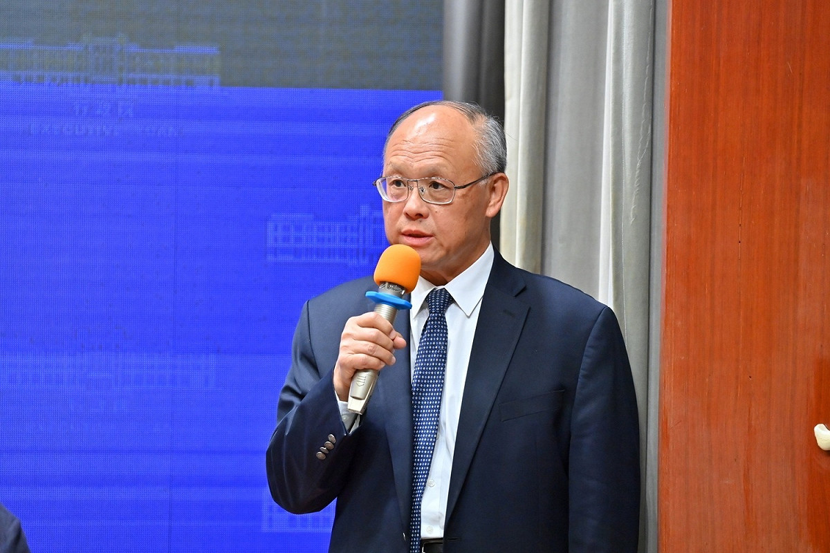行政院政務委員鄧振中。 圖：行政院提供