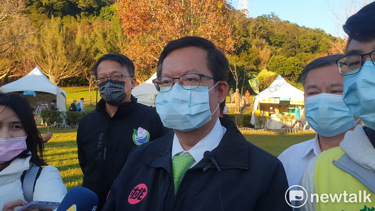 鄭文燦表示，民進黨會用開放的態度，選出最好的、最強的市長人選，一定會把桃園這幾年來進步的路線延續下去。 圖：林昀真／攝