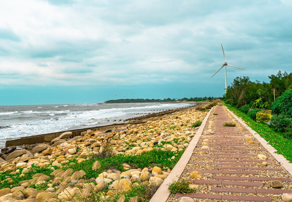 垃圾島嶼蛻變之路／重建海岸線 啟動觀光願景