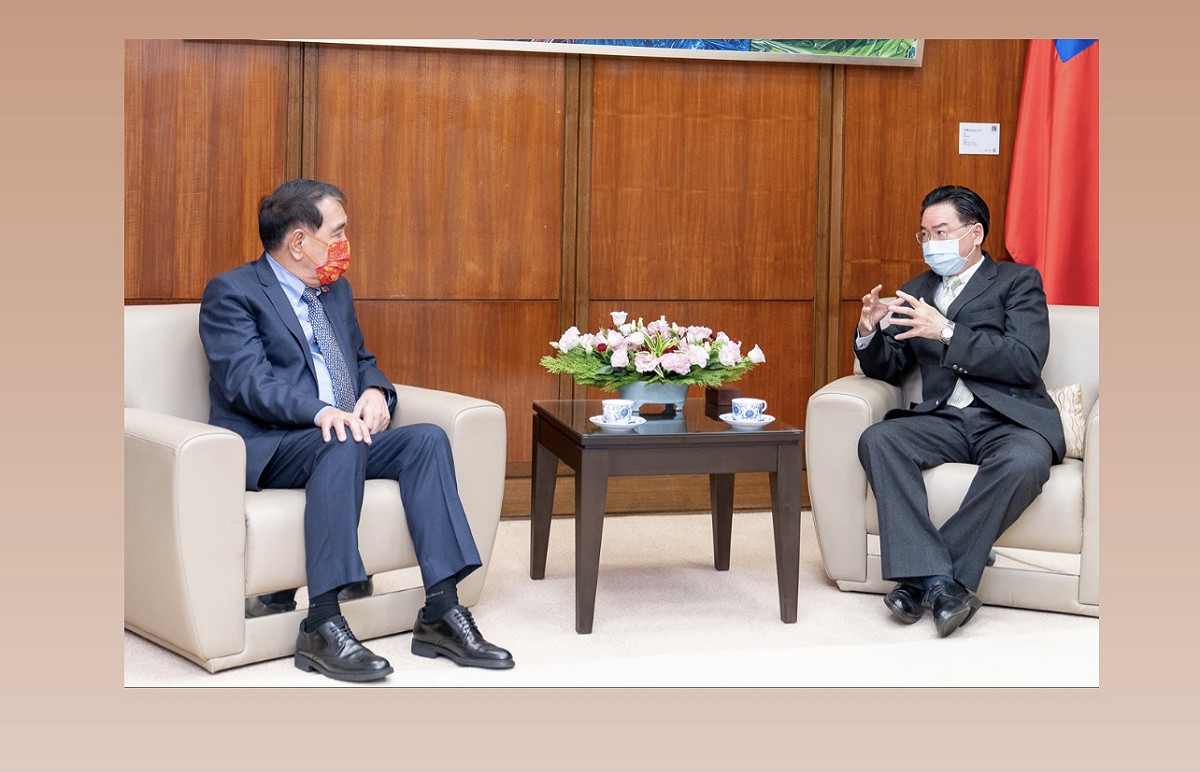 外交部長吳釗燮對菲律賓風災表達誠摯慰問。 圖：外交部提供