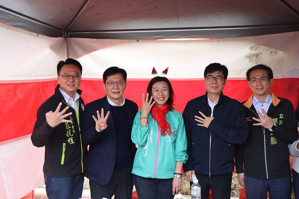 陳其邁到台中力挺林靜儀。 林靜儀競選總部/提供
