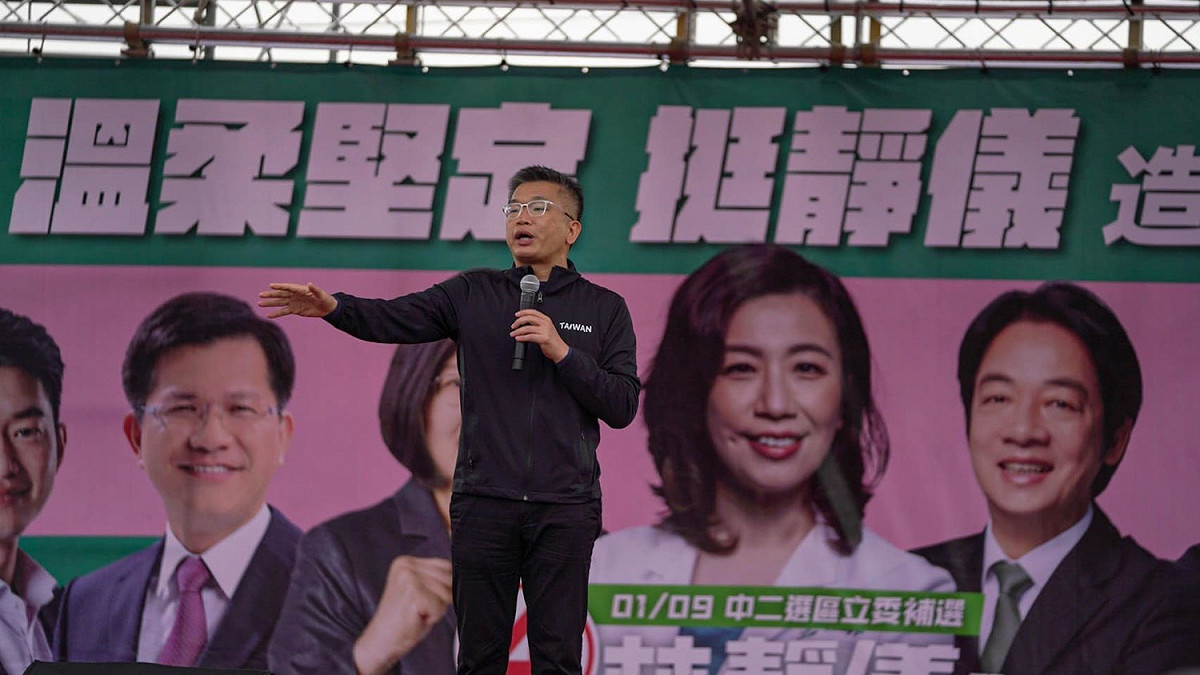 立法院副院長蔡其昌今出席林靜儀在龍井的造勢活動。 圖：擷取自蔡其昌臉書