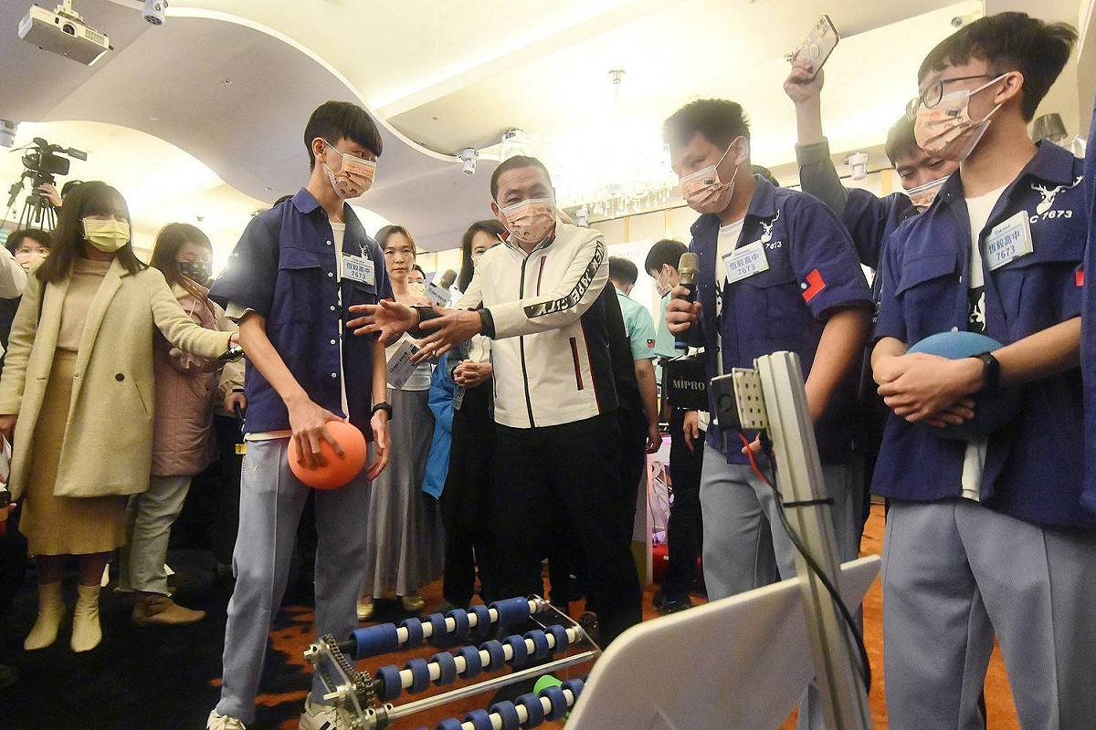 FRC(First Robotics Competition)機器人競賽為國際最高等級的高中生機器人大賽。 圖：新北市新聞局提供