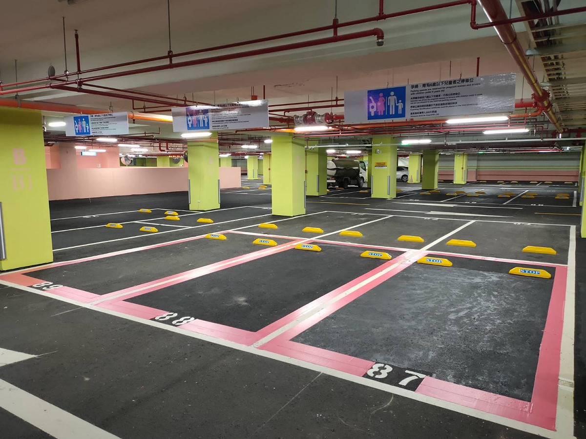 新埔國小停車場出入口。 圖：新北市交通局提供