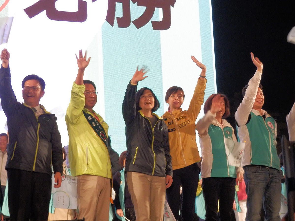 民進黨總統候選人蔡英文26日為立委造勢。 圖：符芳碩/攝