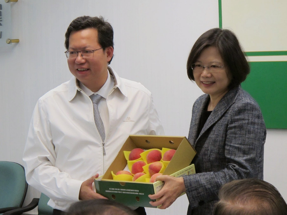 桃園市長鄭文燦曾在今年9月民進黨全代會上宣示，明年蔡英文總統大選，要在桃園贏得超過3萬票、甚至是8萬票。 圖：新頭殼資料照片