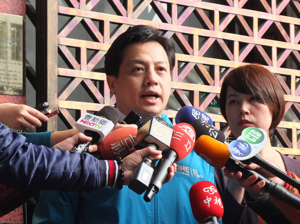 國民黨1日下午到北檢按鈴控告民進黨主席蔡英文等人「意圖使人不當選」。 圖：翁嫆琄/攝