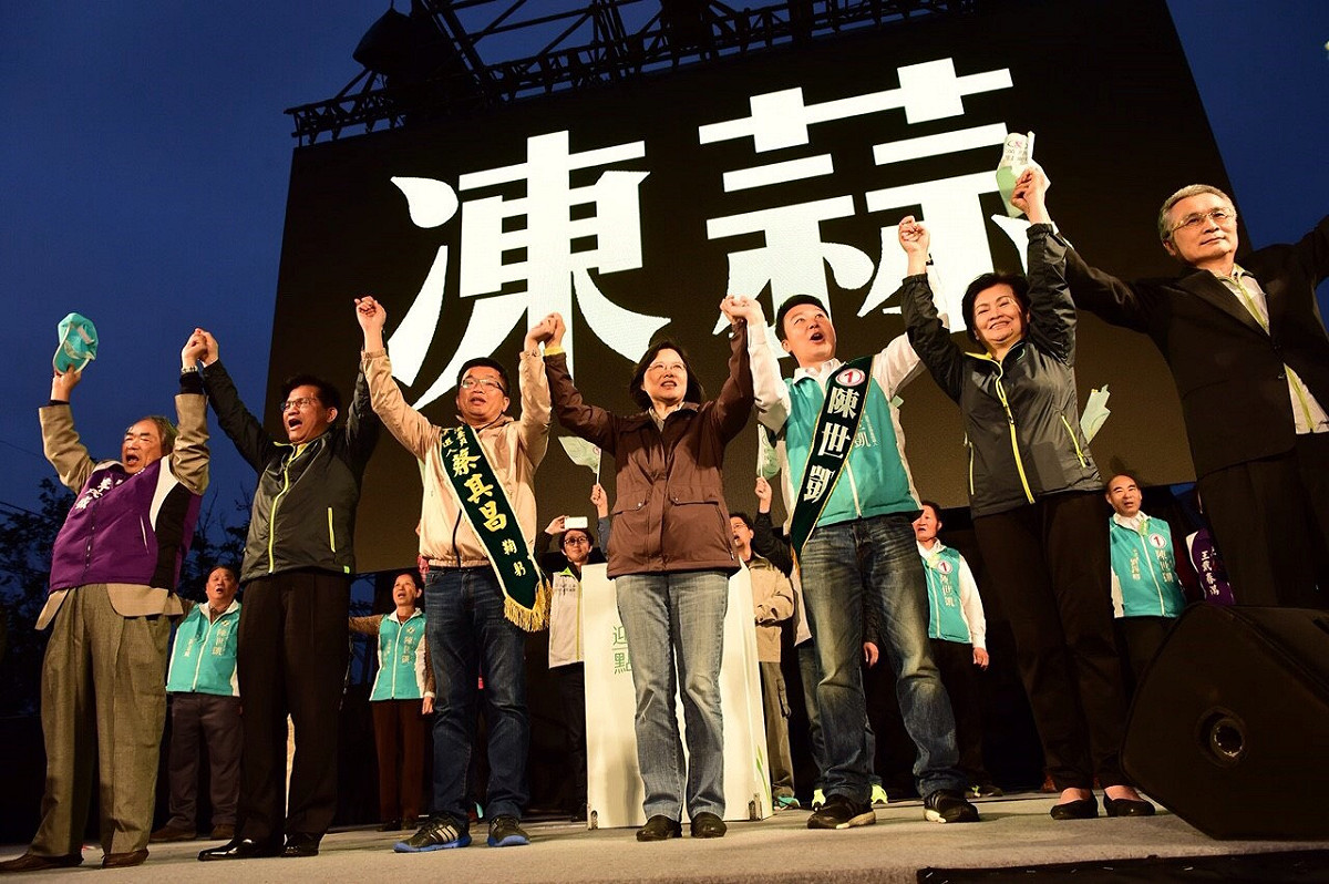 民進黨主席蔡英文1日呼籲支持陳世凱，打破黑金派系。 圖：民進黨提供