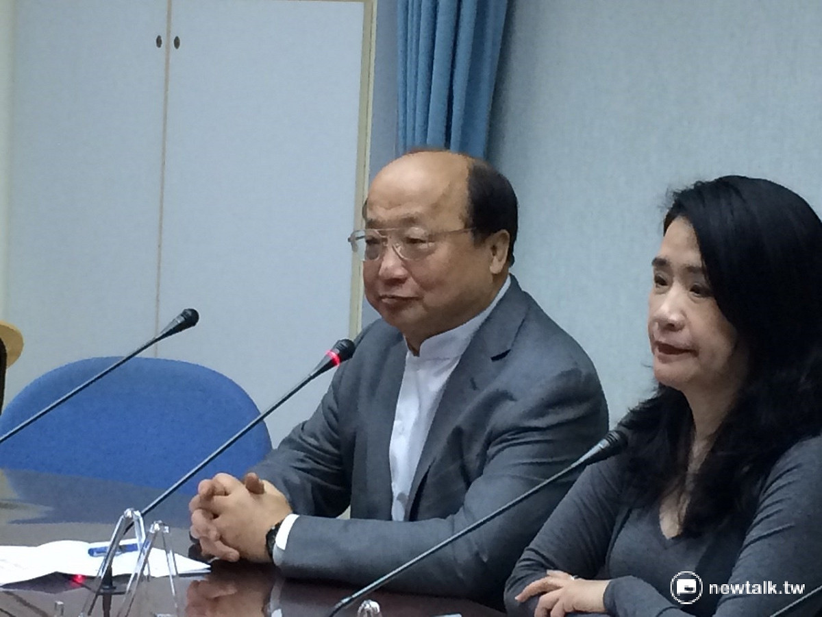 對於藍營民調與外界差距大，朱立倫競總主委胡志強5日說，是因為有加權。 圖：符芳碩/攝