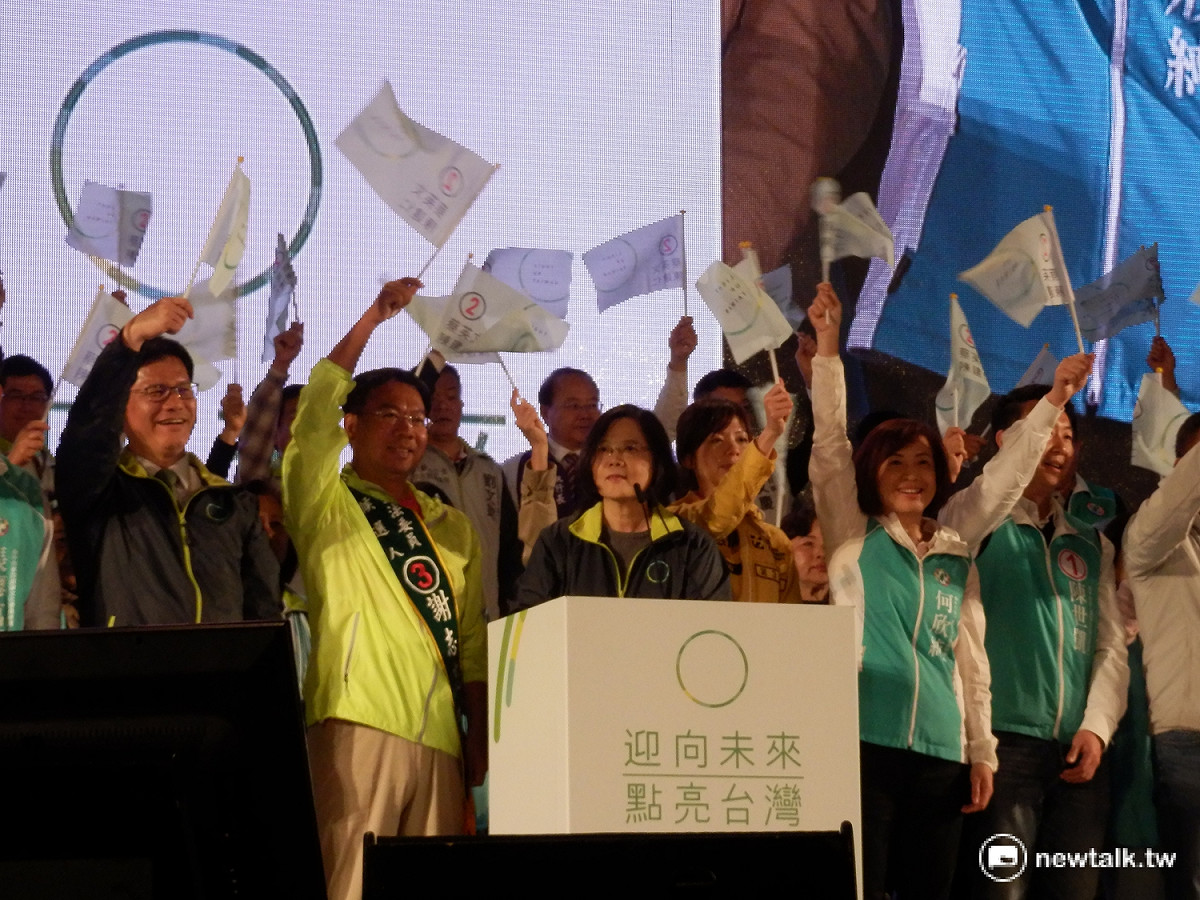 謝志忠則是除了新系支援外，黨主席蔡英文、市長林佳龍都全力支持。 圖：符芳碩/攝
