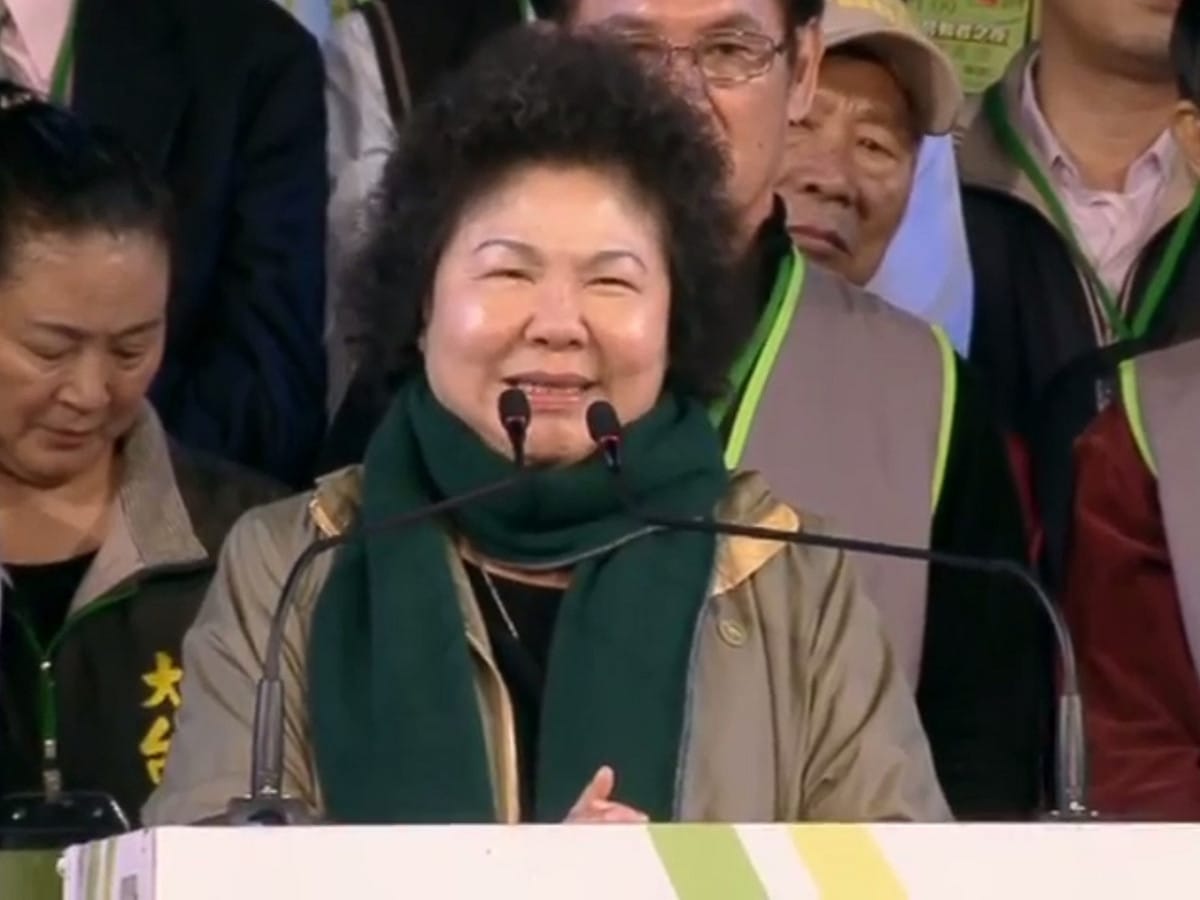 高雄市長陳菊9日晚間表示，民進黨員當年被關、失去自由的歷程，是其他政黨所沒有過的歷程。 圖：翻拍自造勢晚會網路