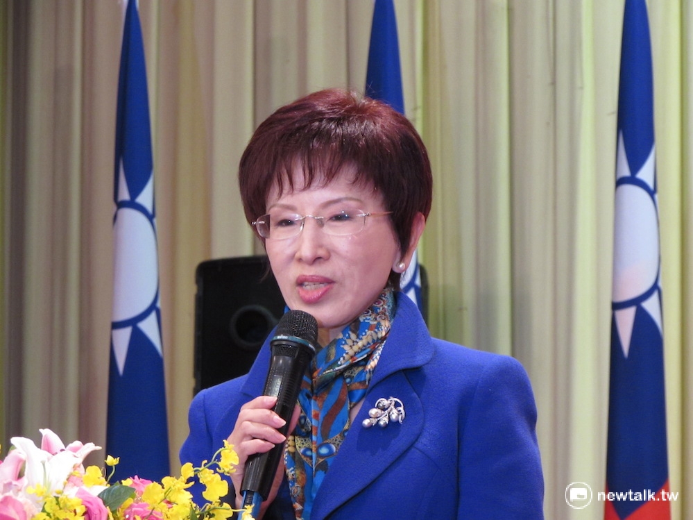 對於國民黨中評會主席彭蔭剛表態，黨主席挺黃敏惠，洪秀柱表示，尊重老人家，但以中評會主席身份發函，不太恰當。 圖：新頭殼資料照片