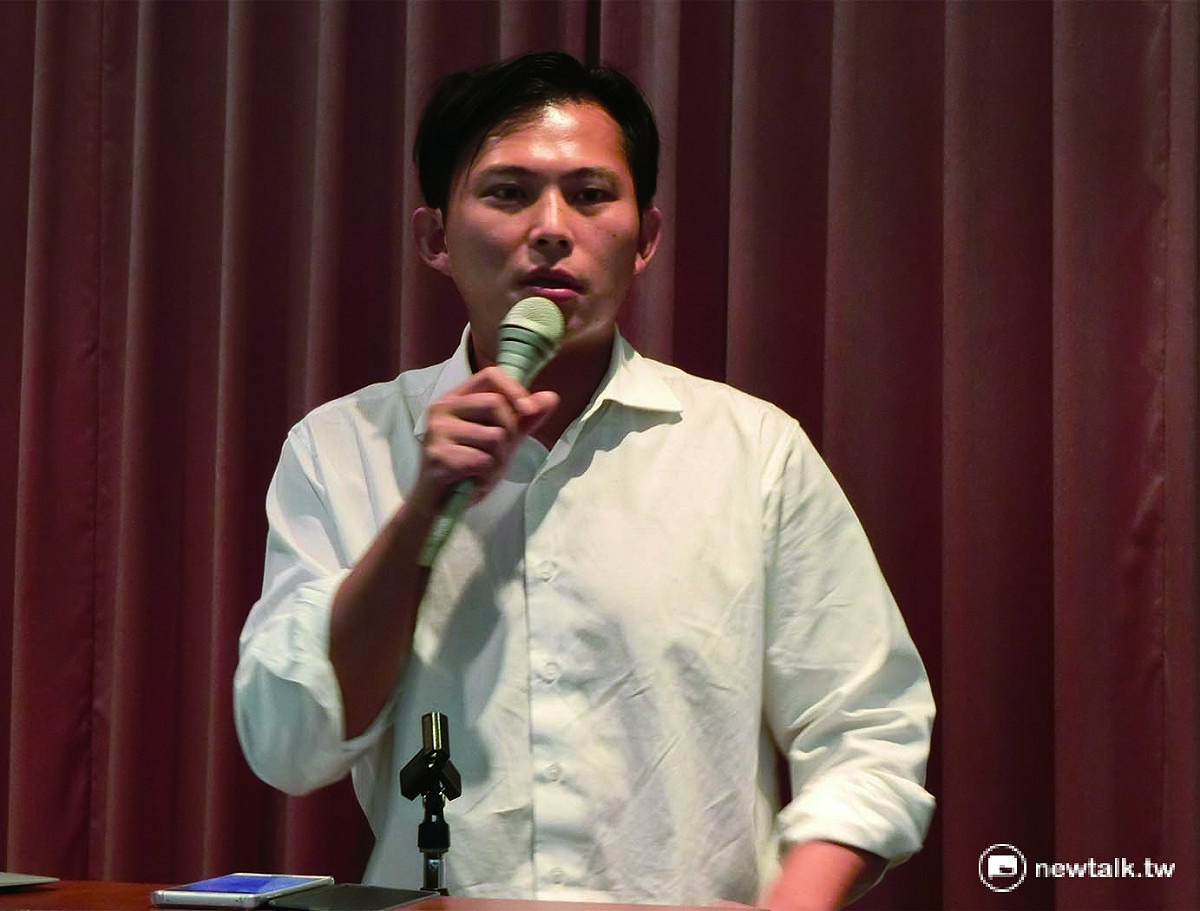 因不滿遭旺中媒體連番爆料，時代力量立委候選人黃國昌30日赴士林地檢署按鈴申告蔡衍明。 圖：新頭殼資料照片