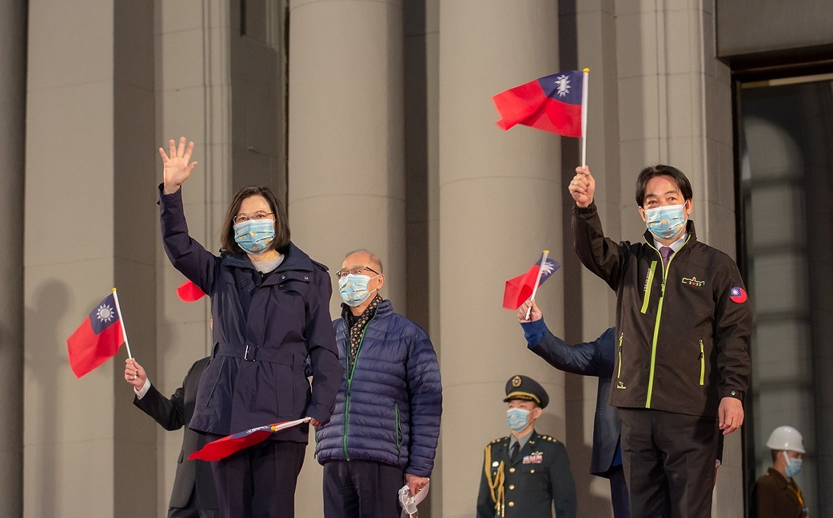 第三劑疫苗還是打高端！府：正、副總統明早赴台大接種
