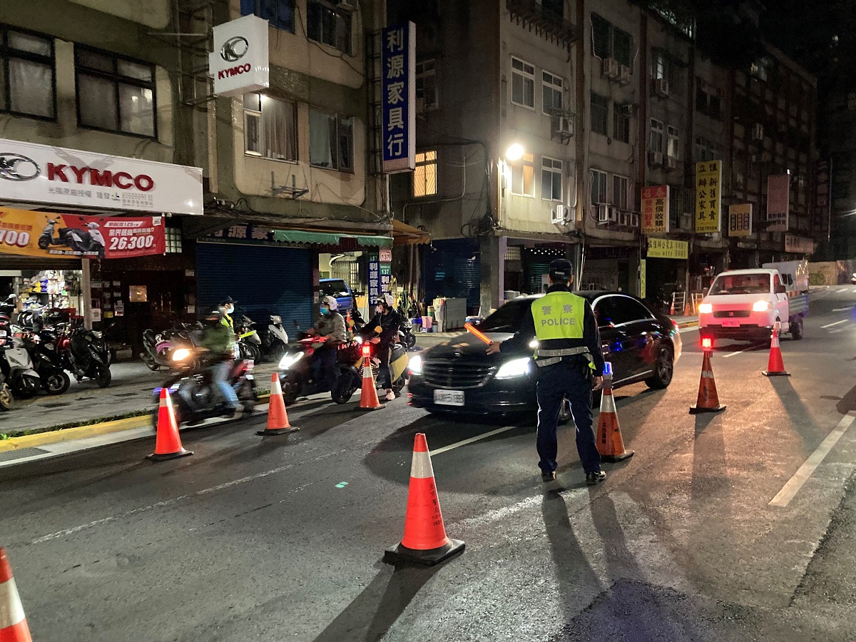 北市警交通大隊自明天起至2月15日止執行「取締酒後駕車大執法」專案 圖/警方提供