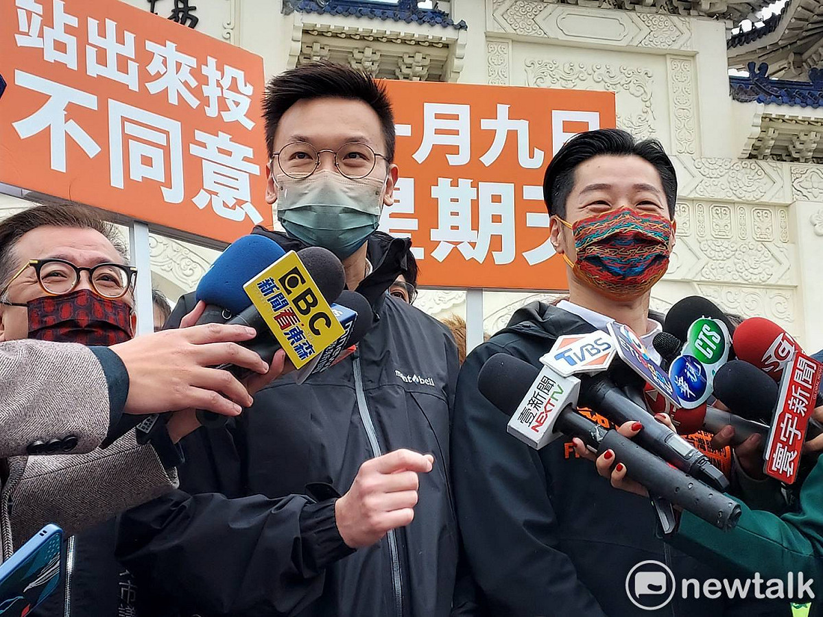 林飛帆今天陪同林昶佐騎單車掃街。 圖：新頭殼資料照／陳佩君攝