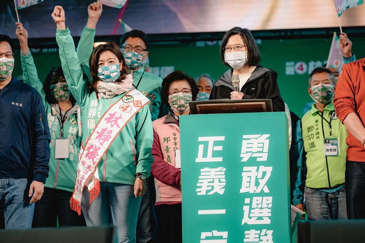 蔡英文呼籲將手中的這一張選票改變長時間的地方派系、家族政治。 林靜儀競選總部/提供